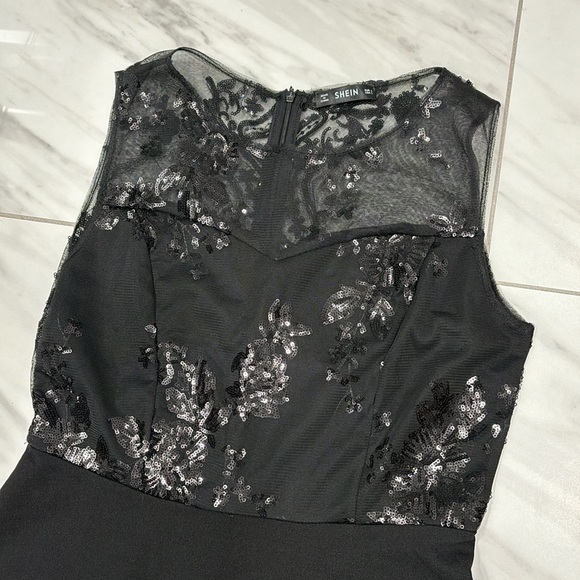 NWOT! SHEIN black mesh yoke sequin cluster flare dress - Picture 8 of 12